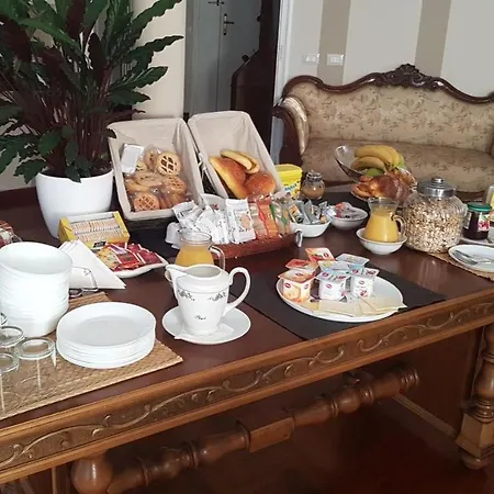 Alighieri Bed & Breakfast *